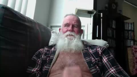 beardbushy online show from January 14, 6:16 pm