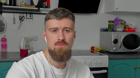 Zeus online show from November 1, 8:30 pm