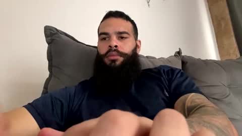 Min online show from April 7, 1:57 pm