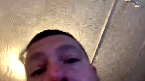 Snapshot of beathismeat99 chatting on October 18, 6:34 pm Mikes room online show from October 18, 6:34 pm