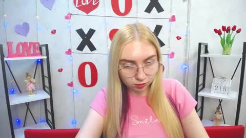 BeatriceFlyy online show from February 25, 4:25 pm