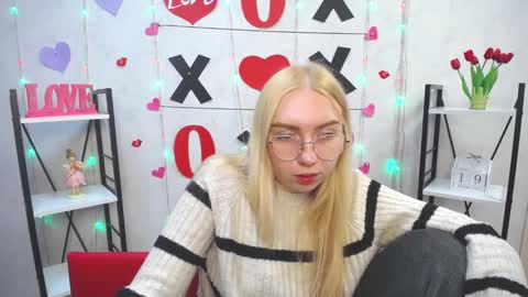 BeatriceFlyy online show from February 19, 9:17 am