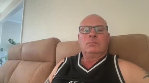 beatsboy87 online show from February 3, 6:40 am