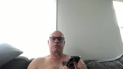 beatsboy87 online show from February 3, 4:04 am