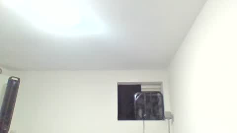 beauabney9 online show from December 5, 4:04 am