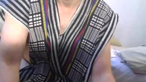 beautifukk online show from January 3, 11:35 am