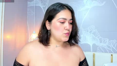   online show from May 18, 11:11 pm