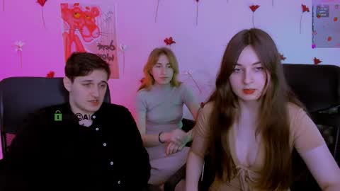 liam online show from April 2, 8:05 pm