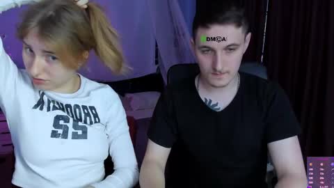 liam online show from April 8, 8:01 pm