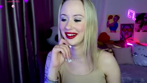 beauty Sasha online show from April 15, 2:53 pm