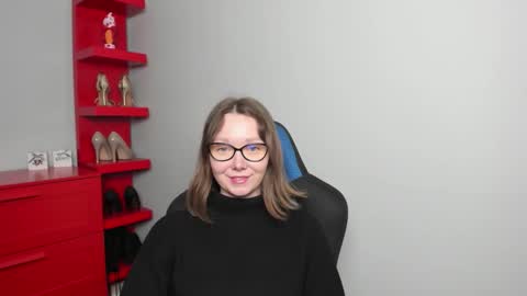 Zoe online show from March 5, 7:28 am