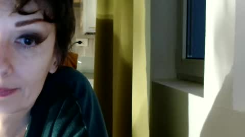 Raluca online show from April 15, 5:38 pm