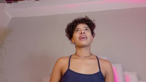 Beecckkkaaa online show from April 20, 12:52 pm