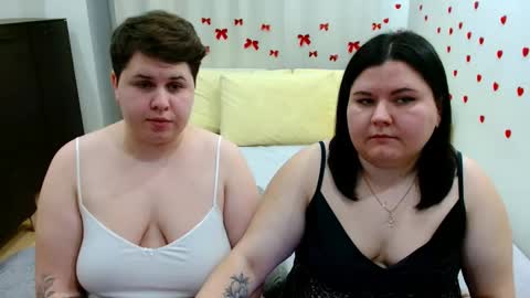 BeckyAndEllen online show from November 15, 7:15 pm