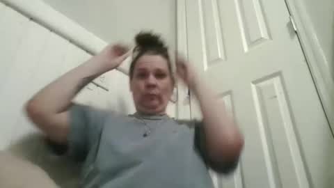 beesmithfield online show from May 15, 7:39 am