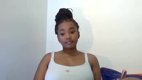 Snapshot of behla_rouseh chatting on March 9, 10:41 pm Behla Rouseh online show from March 9, 10:41 pm