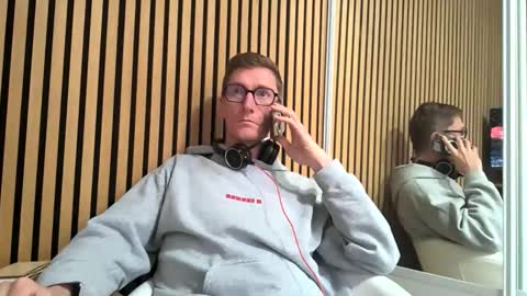 SexFriendFrance online show from January 10, 12:43 pm