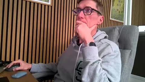 SexFriendFrance online show from March 6, 9:08 am