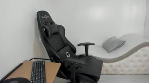 Bella online show from September 23, 2:00 pm