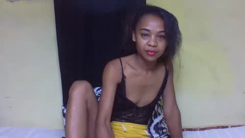 bella193999 online show from January 28, 4:50 am