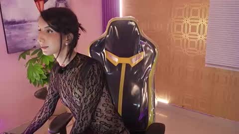 bella19   online show from November 13, 9:06 pm