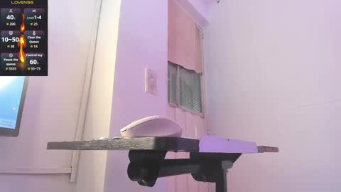 bella_houston online show from October 27, 1:00 pm