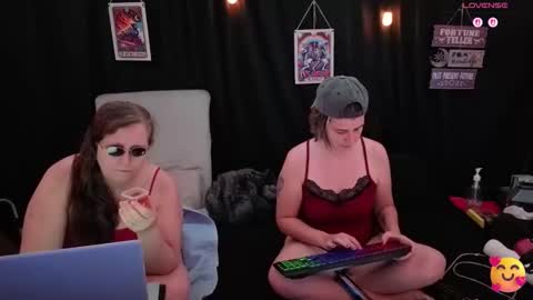 Bella James online show from November 11, 4:53 pm