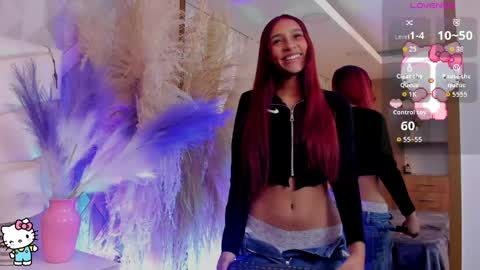 bella_peach_ online show from May 26, 3:45 am