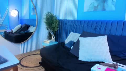 Bella Riviera online show from October 30, 8:09 pm