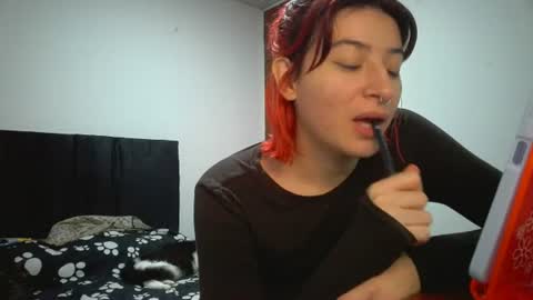 bella_thorne1999 online show from June 24, 1:12 am