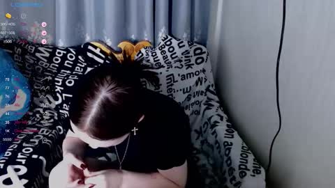 Snapshot of bellaabey chatting on September 19, 4:00 pm Bella online show from September 19, 4:00 pm