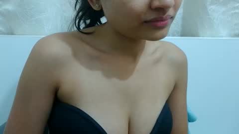 bellacrystall online show from February 24, 10:51 am