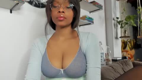 Bellah online show from May 27, 12:06 am