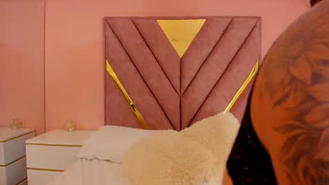 bellalumi online show from October 9, 11:21 pm