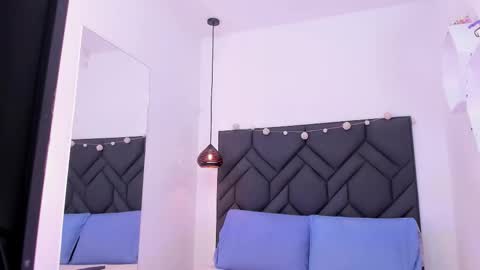 Sofia online show from November 18, 8:01 pm