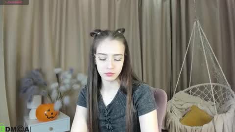 Belle online show from October 30, 3:07 am