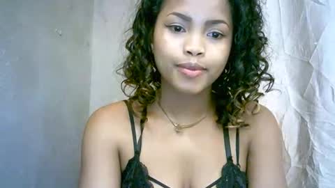 bellibellah online show from February 15, 3:33 pm