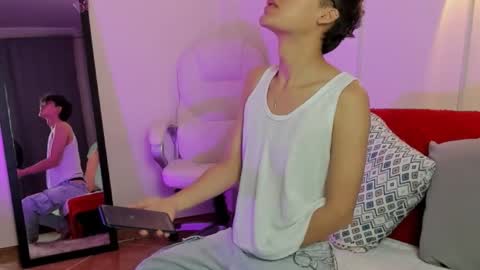 Neon online show from September 25, 11:28 am