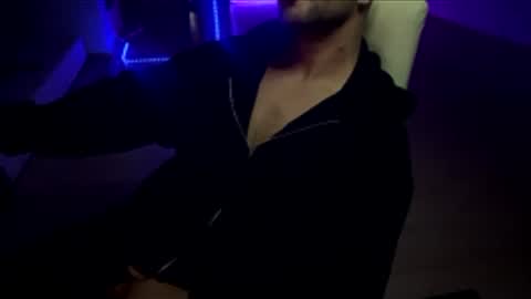 bello477192 online show from April 12, 8:46 pm