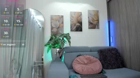  Bella  online show from July 10, 10:03 pm