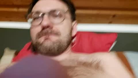 ben00189 online show from February 24, 9:52 pm