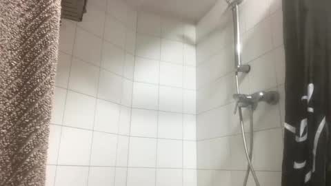 ben_big69 online show from January 15, 9:09 pm