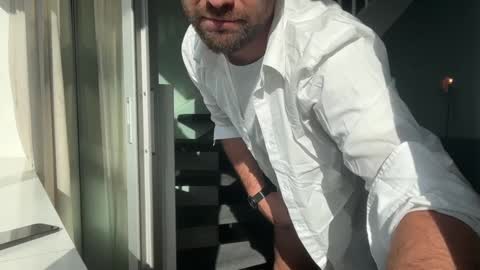 Snapshot of ben_nm chatting on September 22, 2:21 pm Ben N. online show from September 22, 2:21 pm