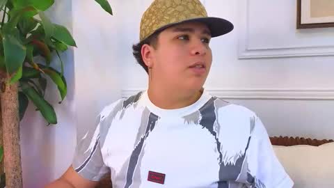 bennett_alejoo online show from March 7, 9:48 pm