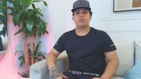 bennett_alejoo online show from December 5, 7:22 pm