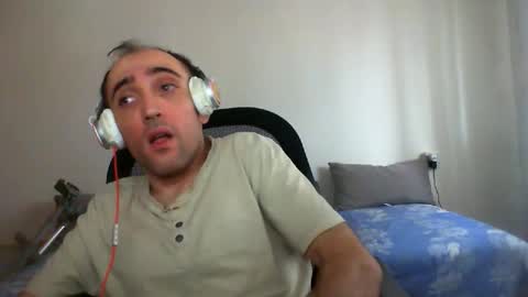 bentish online show from October 19, 6:40 am