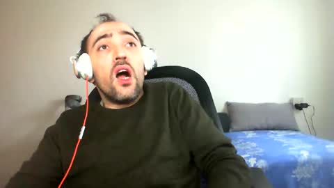 bentish online show from February 12, 7:55 am