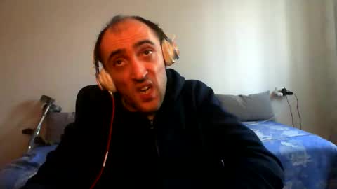 bentish online show from March 29, 3:13 pm