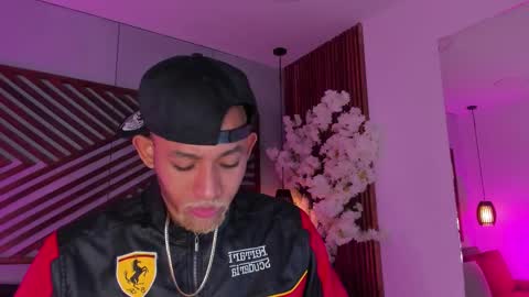 bento_fox online show from December 2, 3:38 am