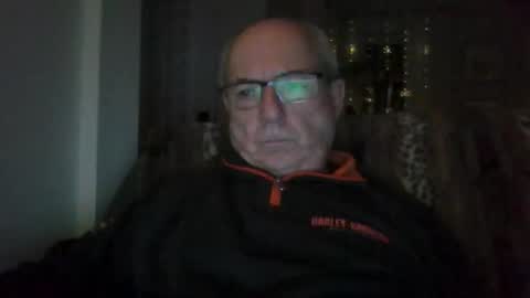 bernard1102 online show from January 17, 1:59 am